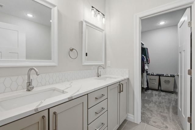1269 S Crabtree, Goddard, KS 67052