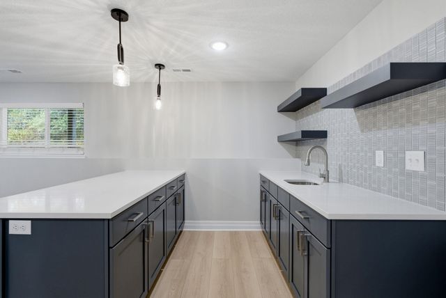 1269 S Crabtree, Goddard, KS 67052