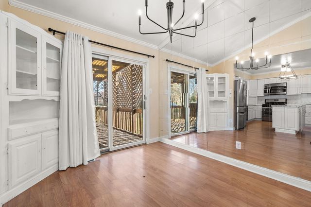 1586 Sunnyslope Drive, Crown Point, IN 46307