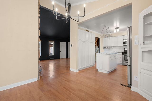 1586 Sunnyslope Drive, Crown Point, IN 46307