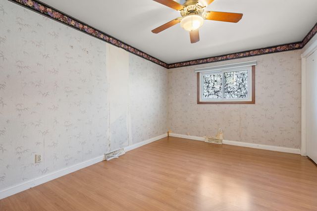 1586 Sunnyslope Drive, Crown Point, IN 46307