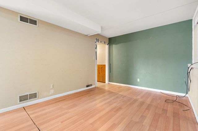 1586 Sunnyslope Drive, Crown Point, IN 46307