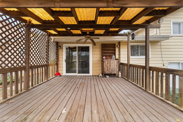 1586 Sunnyslope Drive, Crown Point, IN 46307