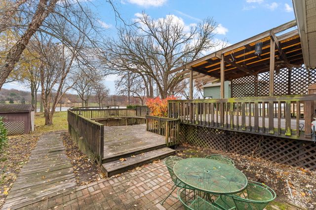 1586 Sunnyslope Drive, Crown Point, IN 46307