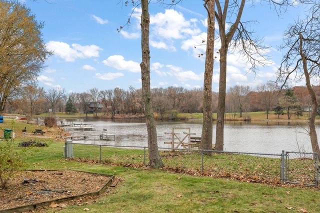 1586 Sunnyslope Drive, Crown Point, IN 46307