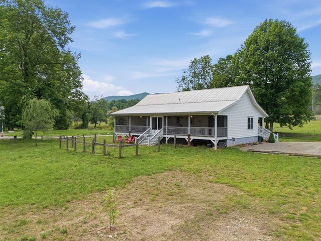 87 Laughing Waters Lane, Hayesville, NC 28904