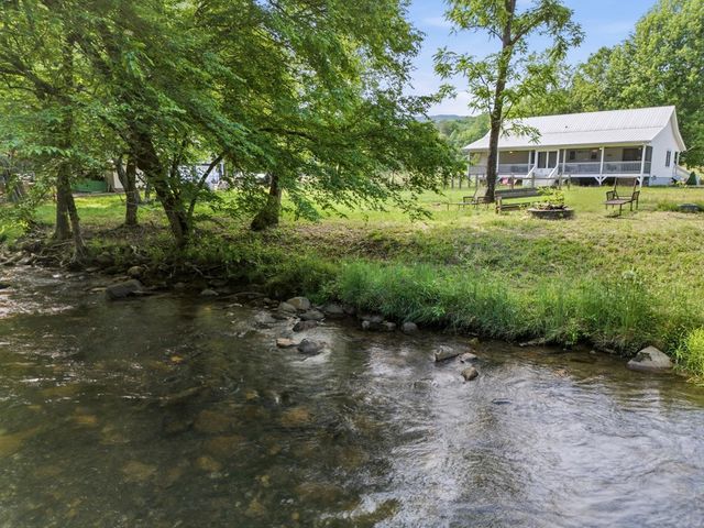 87 Laughing Waters Lane, Hayesville, NC 28904
