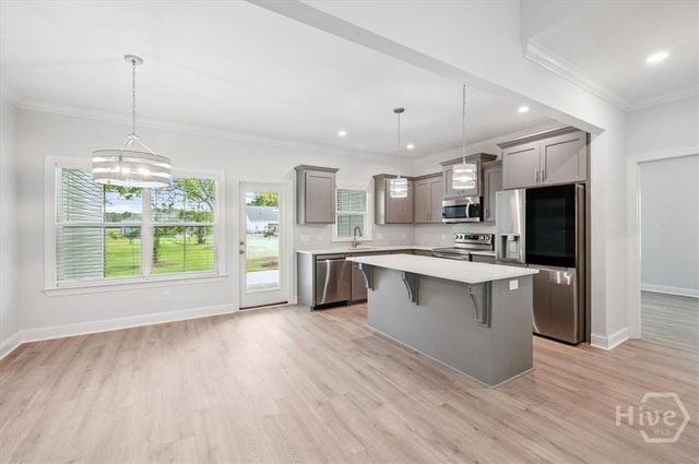 109 Ennis Road, Pembroke, GA 31321