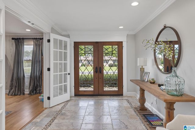 1712 WOODLAND STREET, Cullman, AL 35055