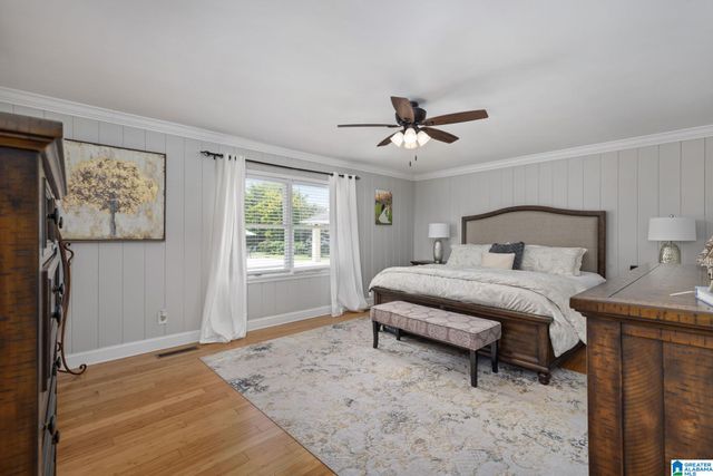 1712 WOODLAND STREET, Cullman, AL 35055