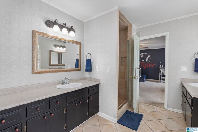 1712 WOODLAND STREET, Cullman, AL 35055