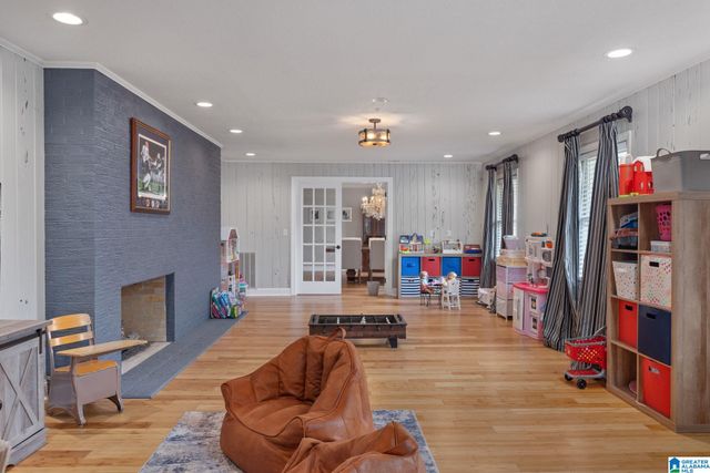 1712 WOODLAND STREET, Cullman, AL 35055