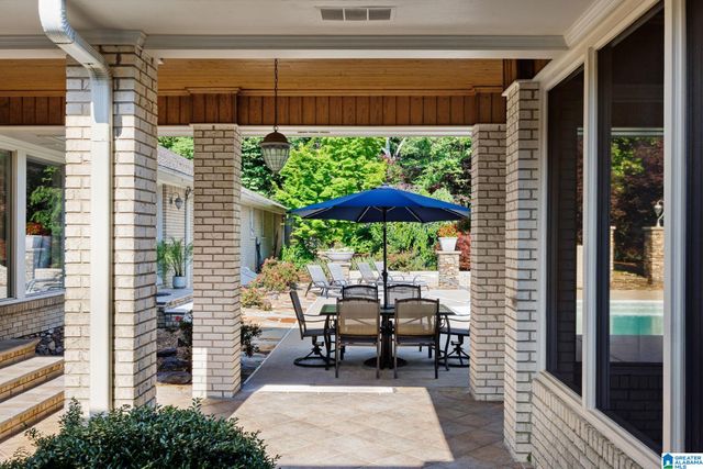 1712 WOODLAND STREET, Cullman, AL 35055