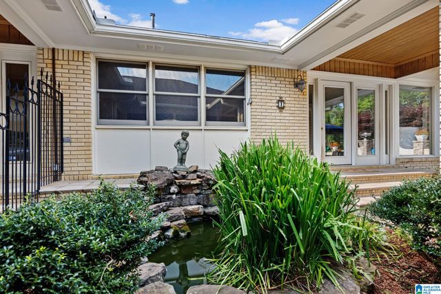 1712 WOODLAND STREET, Cullman, AL 35055