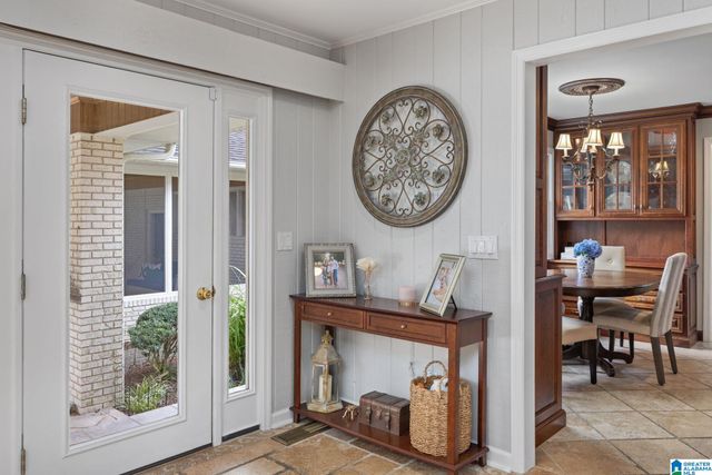 1712 WOODLAND STREET, Cullman, AL 35055