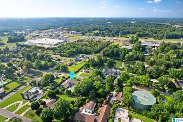 1712 WOODLAND STREET, Cullman, AL 35055