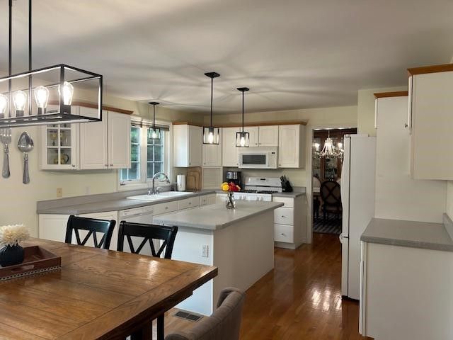 190 Hope Road, Cranston, RI 02921