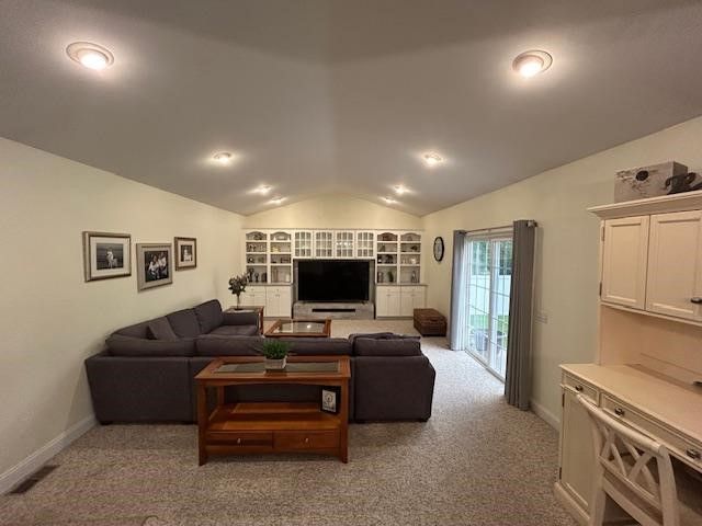 190 Hope Road, Cranston, RI 02921