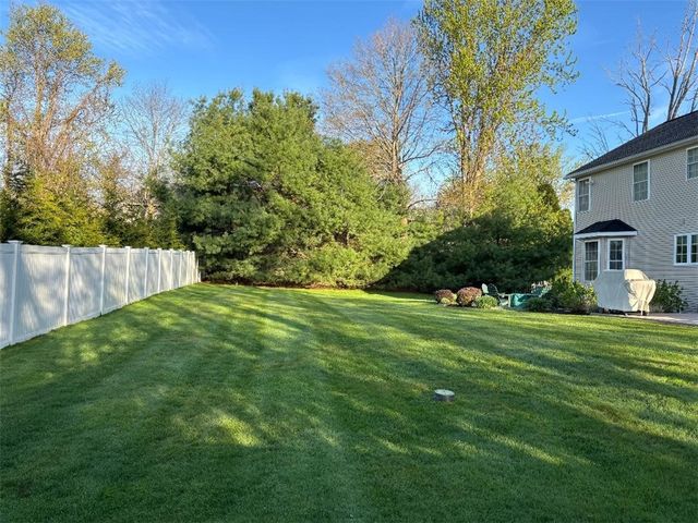 190 Hope Road, Cranston, RI 02921
