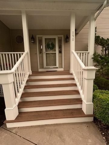 190 Hope Road, Cranston, RI 02921