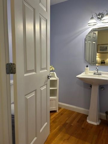 190 Hope Road, Cranston, RI 02921