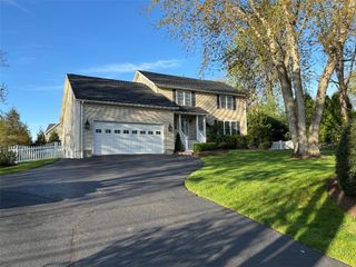 190 Hope Road, Cranston, RI 02921