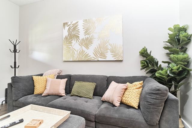 1435 S Alabama Street, Indianapolis, IN 46225