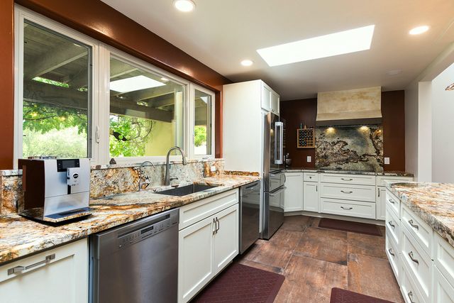 257 Camino De Lucia, Corrales, NM 87048