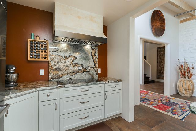 257 Camino De Lucia, Corrales, NM 87048