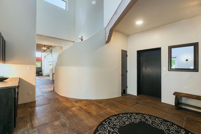 257 Camino De Lucia, Corrales, NM 87048