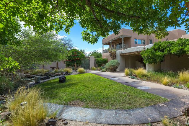 257 Camino De Lucia, Corrales, NM 87048