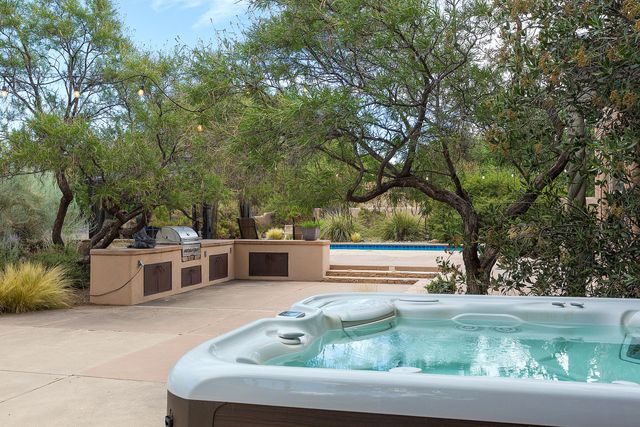 257 Camino De Lucia, Corrales, NM 87048