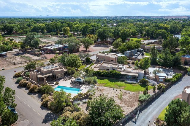 257 Camino De Lucia, Corrales, NM 87048