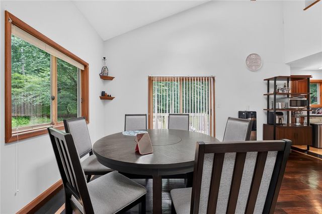 1119 Mink Court, Bushkill, PA 18324