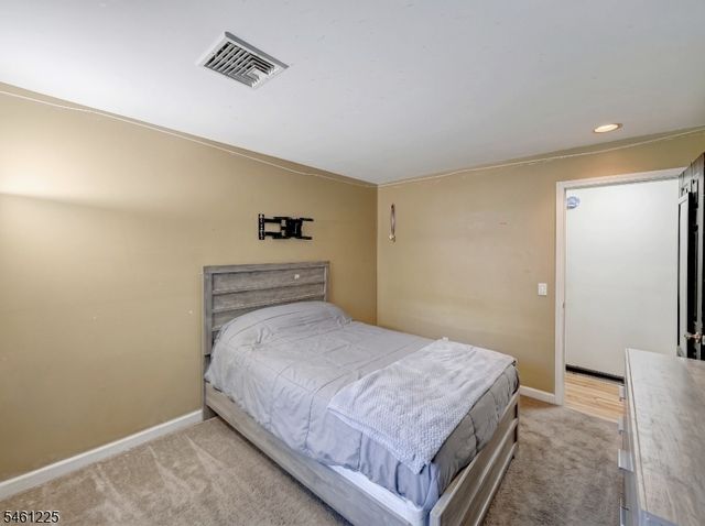 404 Lyndale St, Phillipsburg Town, NJ 08865
