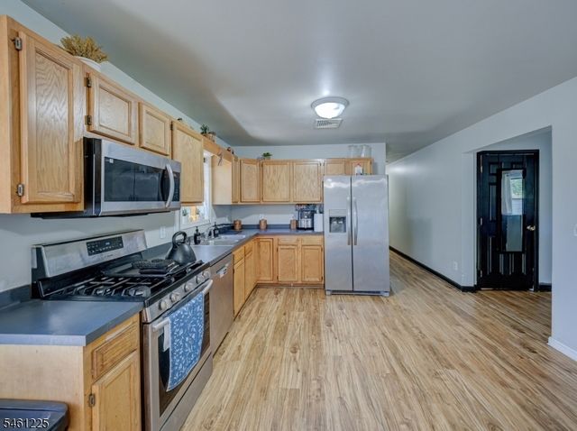 404 Lyndale St, Phillipsburg Town, NJ 08865