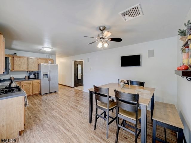 404 Lyndale St, Phillipsburg Town, NJ 08865