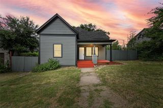 1917 Avenue B, Fort Worth, TX 76104