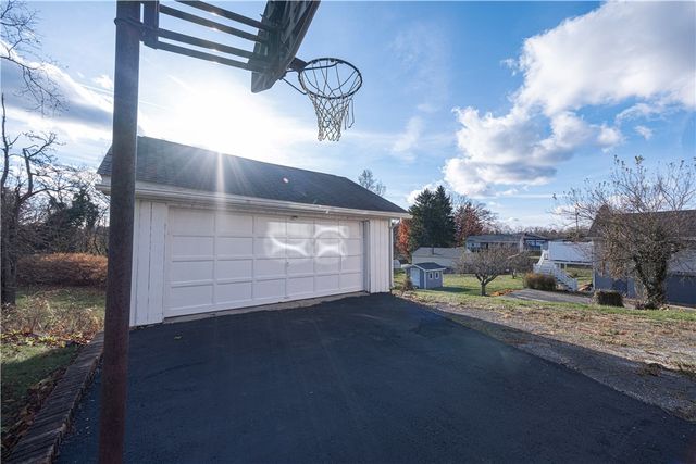 2333 Darlington Road., Chippewa Twp, PA 15010