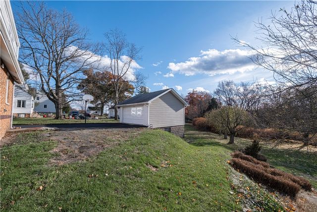 2333 Darlington Road., Chippewa Twp, PA 15010