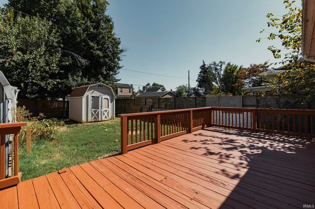 101 N Spring Street, Evansville, IN 47711