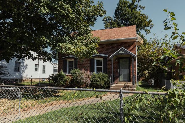 101 N Spring Street, Evansville, IN 47711