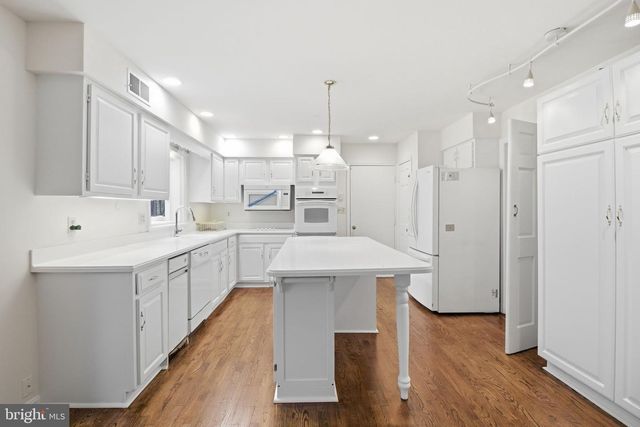 15790 BEACON HILL PL, Dumfries, VA 22025