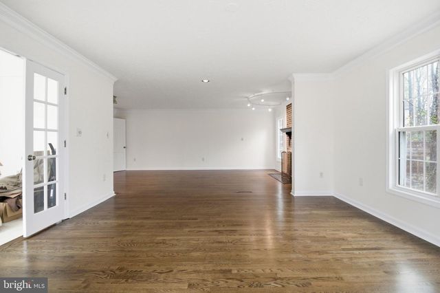 15790 BEACON HILL PL, Dumfries, VA 22025