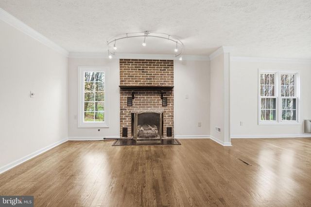 15790 BEACON HILL PL, Dumfries, VA 22025