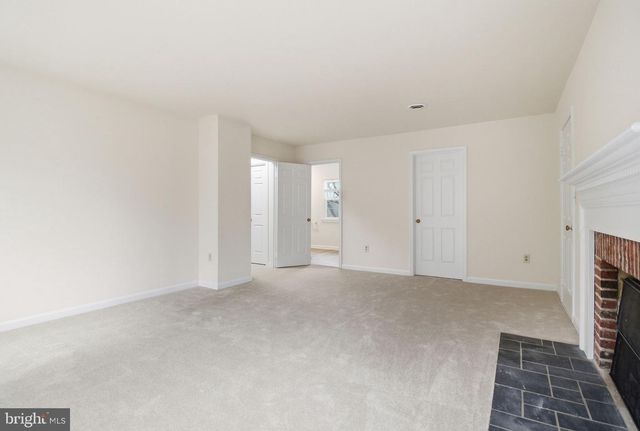 15790 BEACON HILL PL, Dumfries, VA 22025