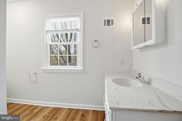 15790 BEACON HILL PL, Dumfries, VA 22025