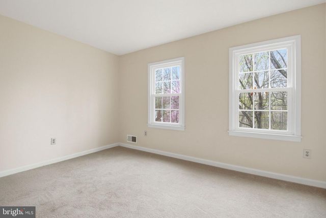 15790 BEACON HILL PL, Dumfries, VA 22025