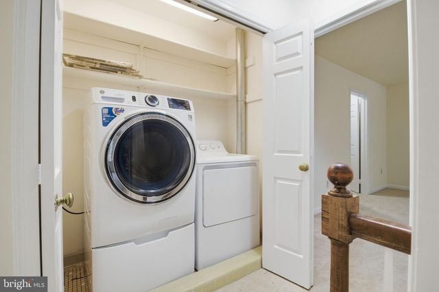 15790 BEACON HILL PL, Dumfries, VA 22025