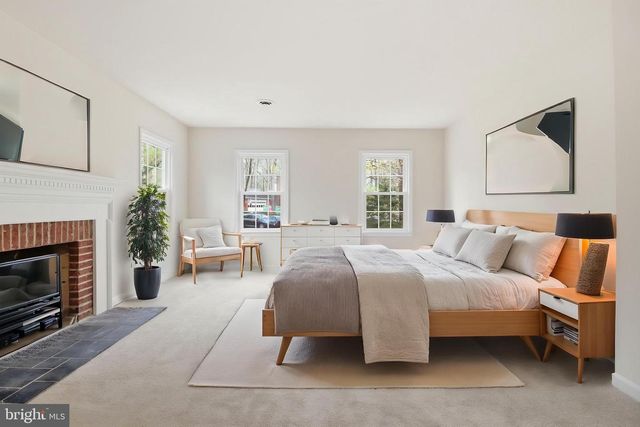 15790 BEACON HILL PL, Dumfries, VA 22025